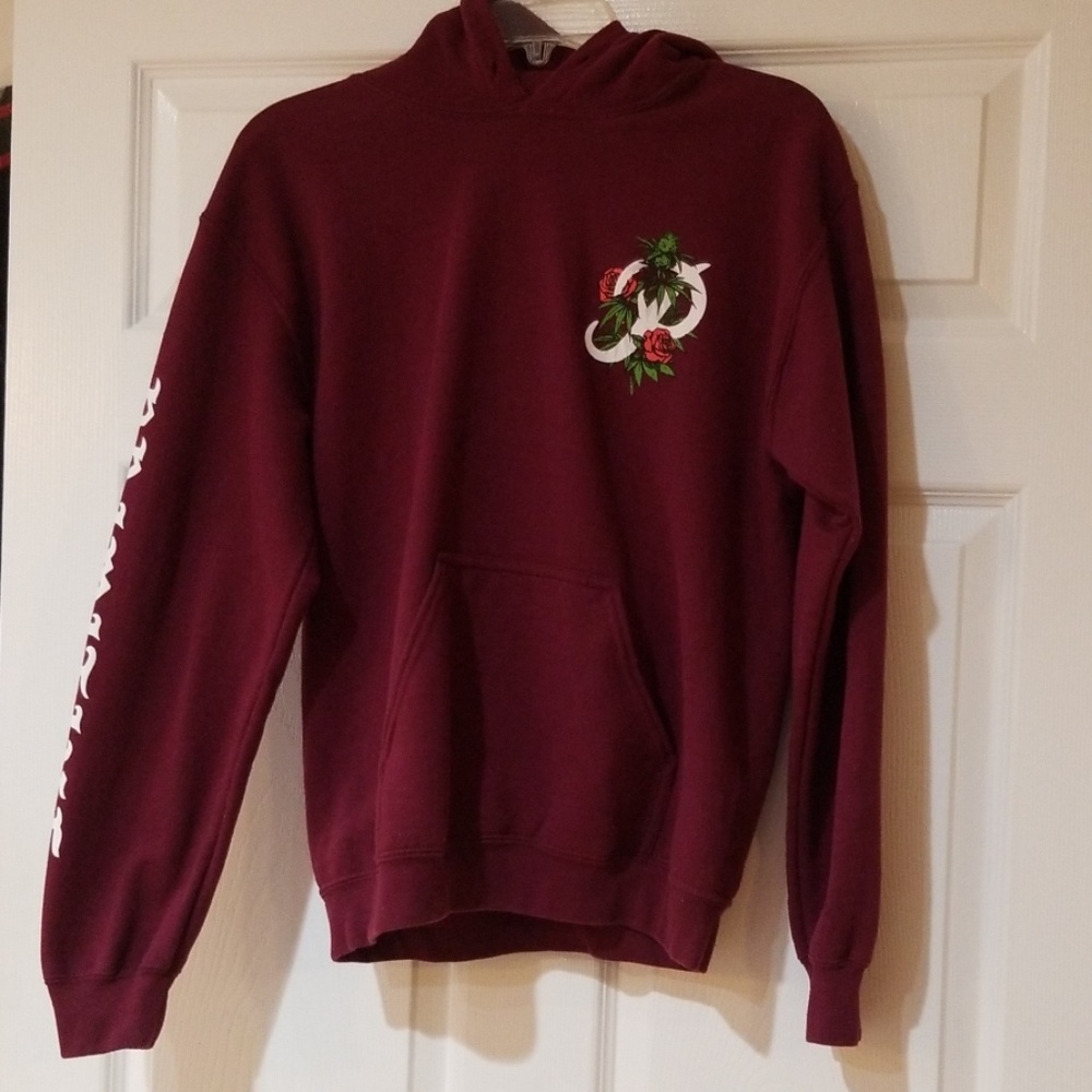 Men's Small Maroon Primitive Hoodie